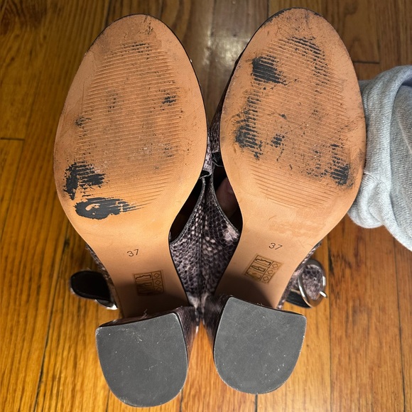 TOPSHOP NIXIE STUDDED MULES HEELS SANDALS - Picture 8 of 11